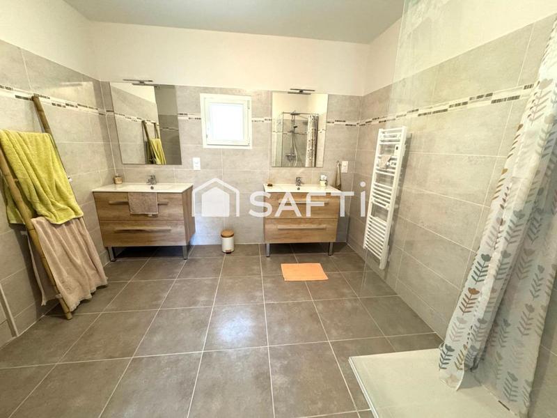 Villa - 174 m² - 8 pièces