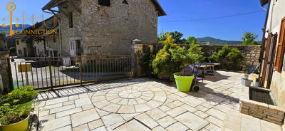 Maison de village - 100 m² - 4 pièces