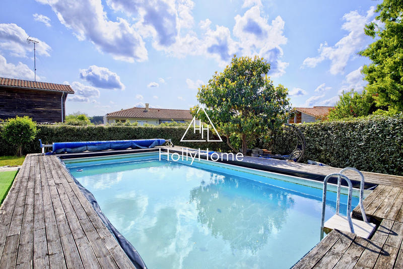 Maison - 90 m² - 4 pièces