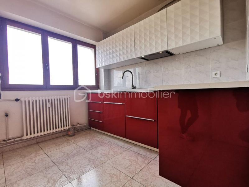 Appartement - 93 m² - 4 pièces