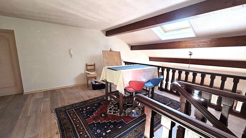 Appartement - 143 m² - 5 pièces