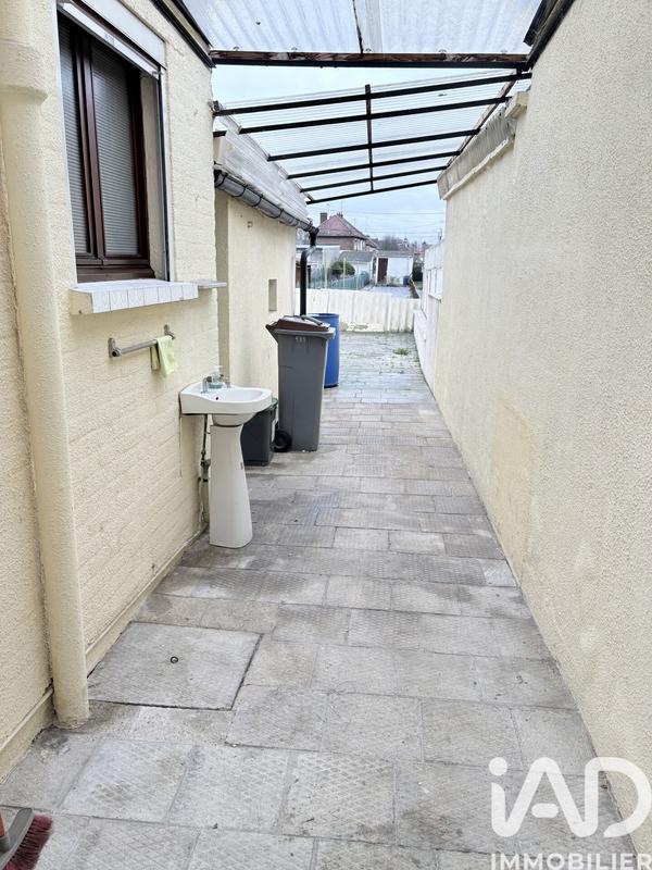 Maison - 93 m² - 4 pièces