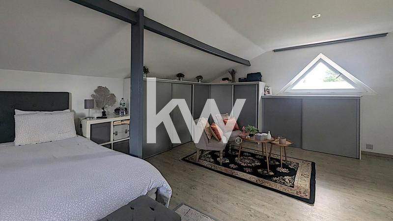 Maison - 138 m² - 6 pièces