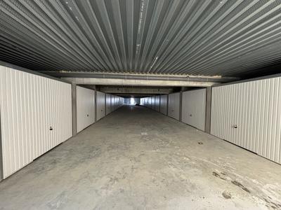 Parking / Garage - 450 m²