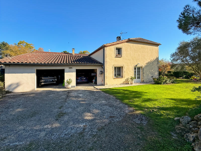 Maison - 160 m² - 5 pièces