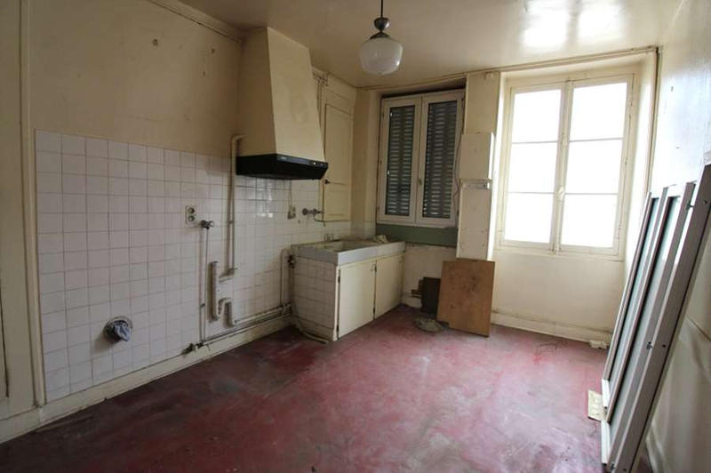 Maison - 310 m² - 14 pièces