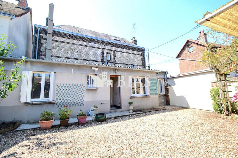 Maison ancienne - 122 m² - 6 pièces