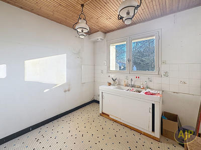 Maison - 91 m² - 5 pièces