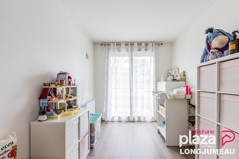 Appartement - 90 m² - 5 pièces