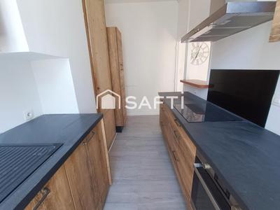 Appartement - 95 m² - 5 pièces