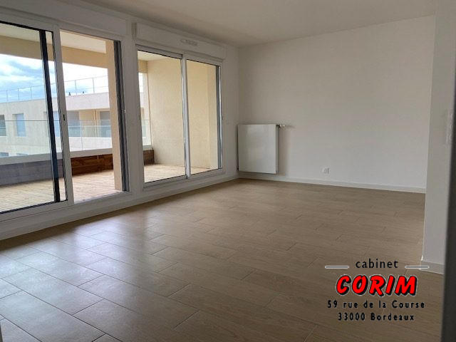 Appartement - 86 m² - 4 pièces