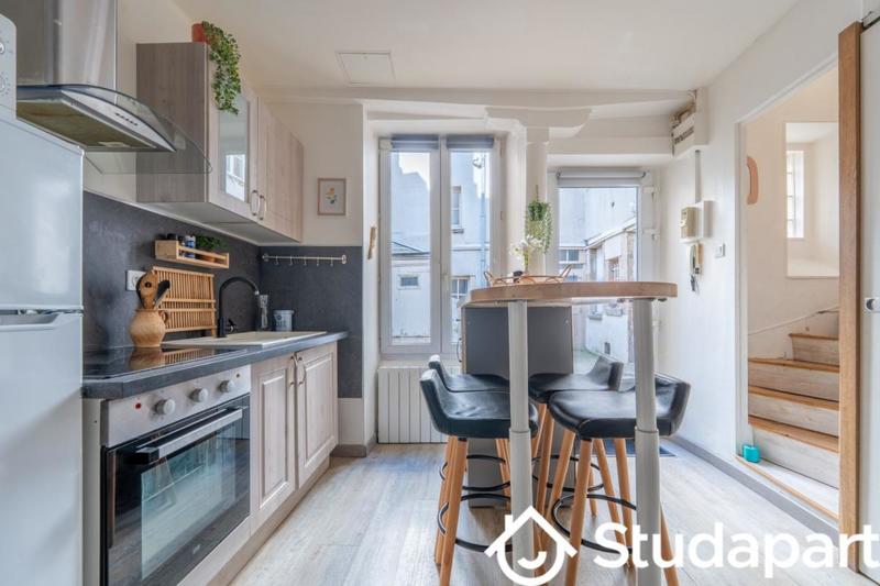 Chambre - 14 m² - 1 pièce