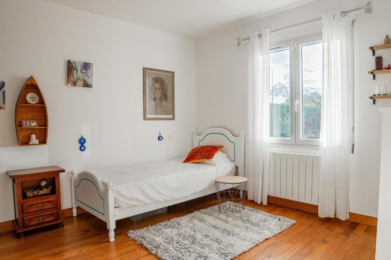 Maison - 175 m² - 7 pièces