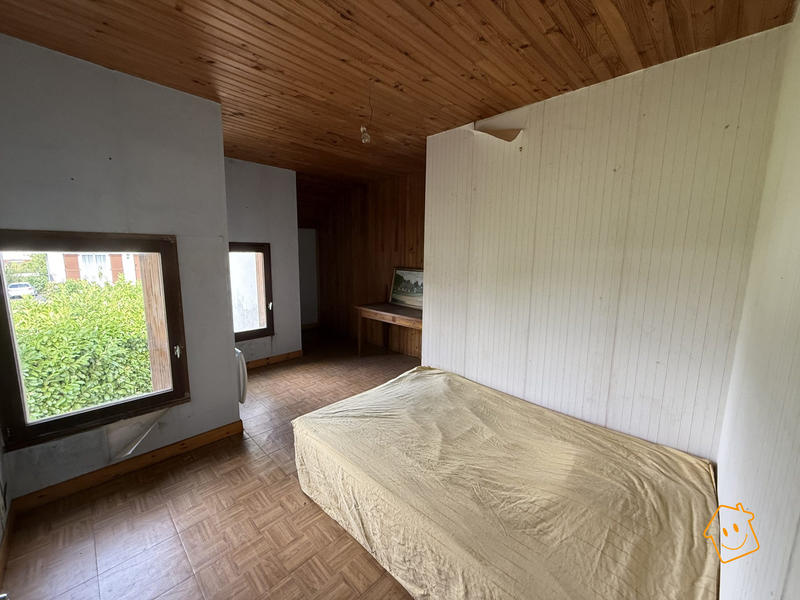 Maison traditionnelle - 142 m² - 7 pièces