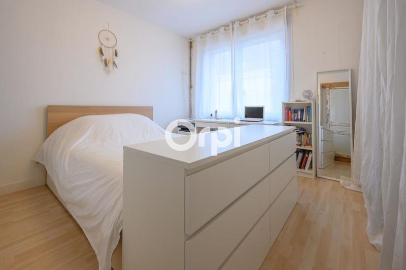 Maison - 104 m² - 4 pièces