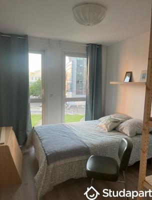 Chambre - 9 m² - 1 pièce