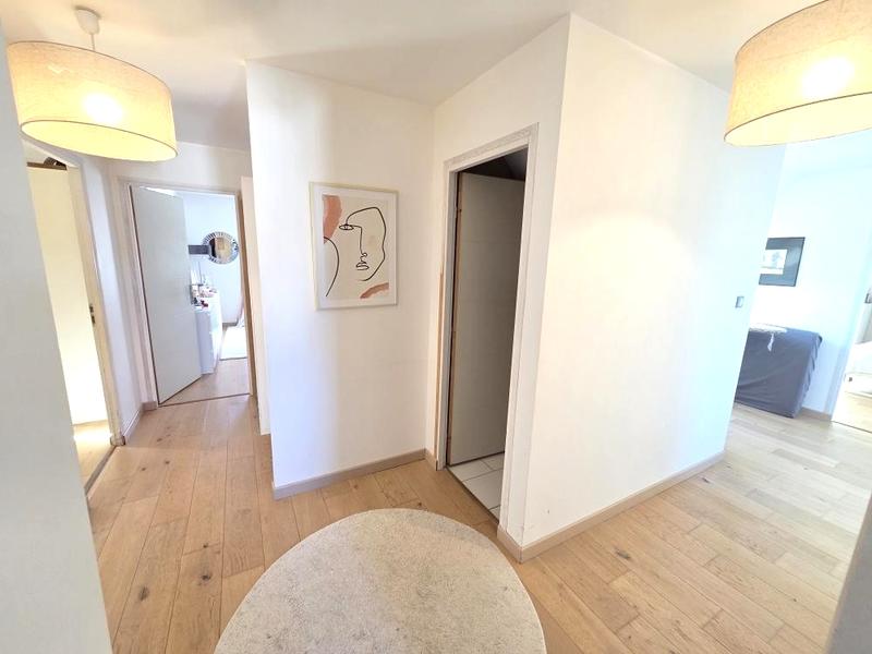 Maison contemporaine - 162 m² - 6 pièces