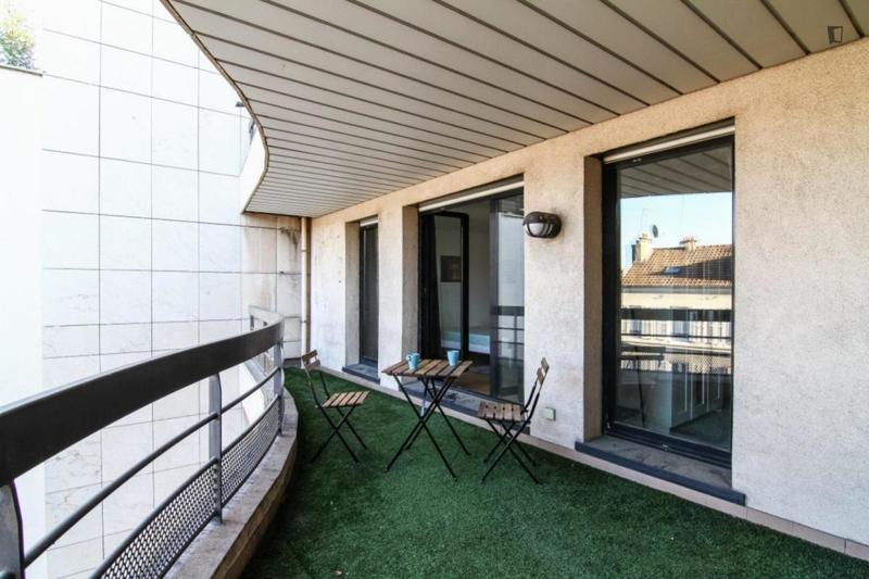 Chambre - 13 m² - 6 pièces