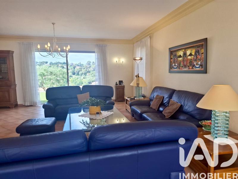 Maison - 269 m² - 6 pièces