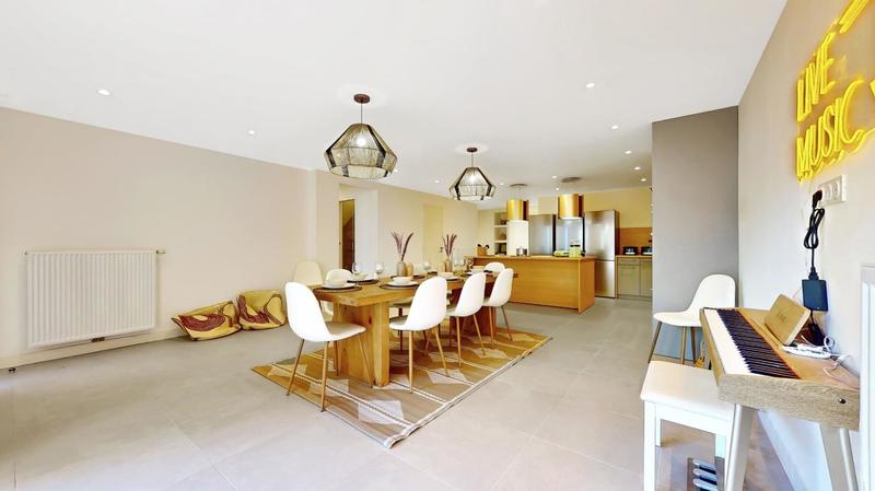 Chambre - 12 m² - 1 pièce