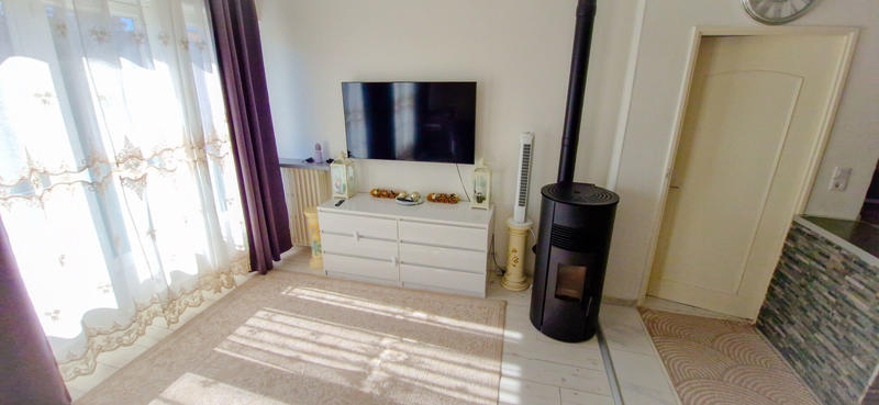 Maison - 178 m² - 10 pièces