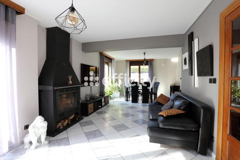 Maison - 166 m² - 5 pièces