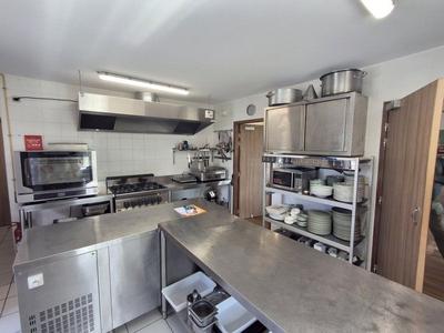 Fonds de commerce - 200 m²