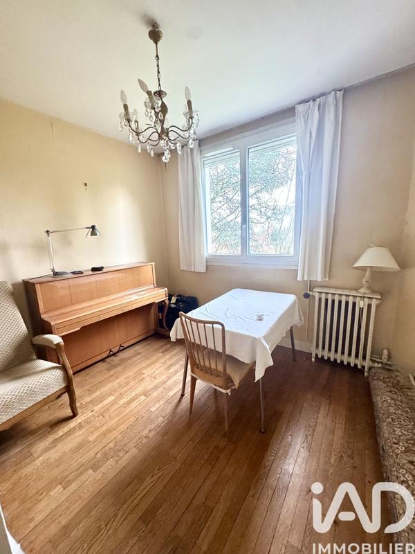 Maison - 140 m² - 8 pièces