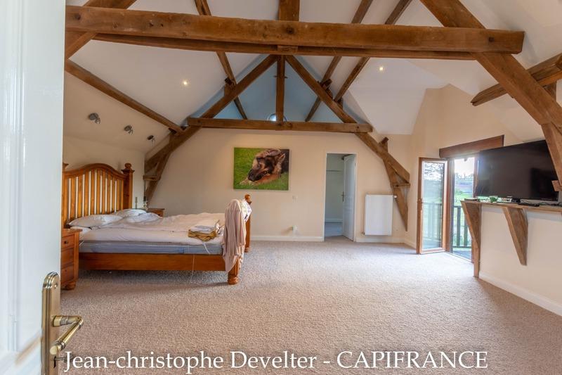 Propriété - 270 m² - 8 pièces