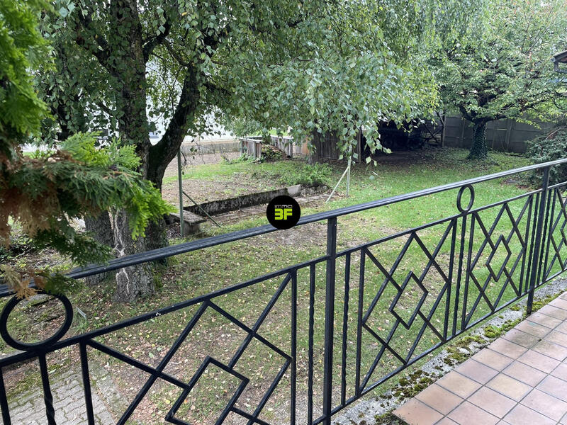 Maison - 168 m² - 7 pièces