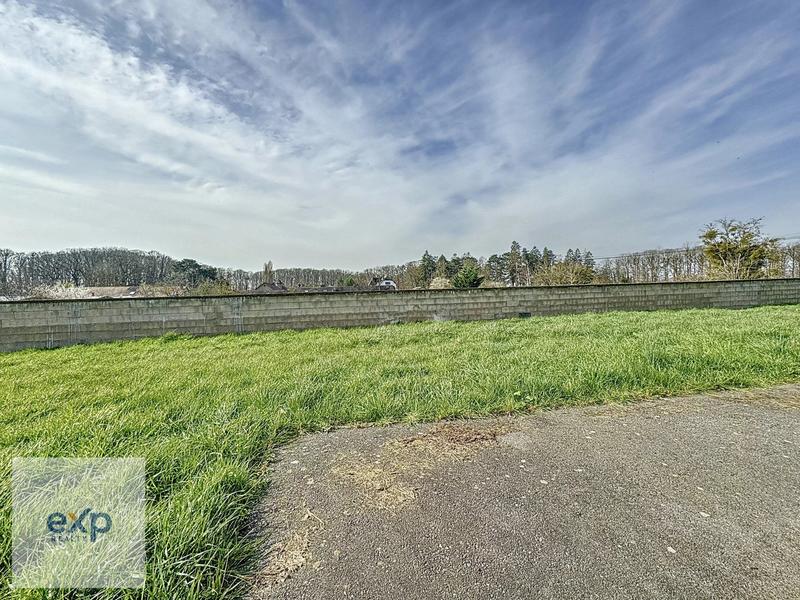 Maison - 235 m² - 10 pièces