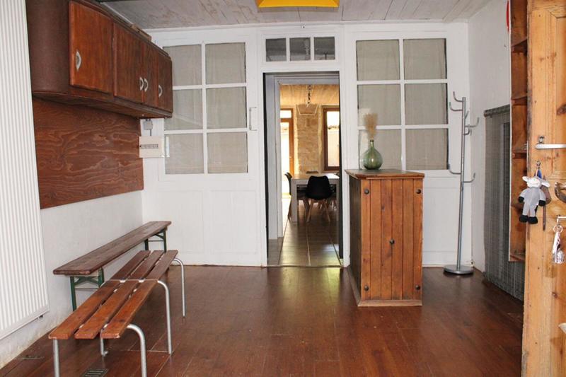 Maison - 200 m² - 11 pièces