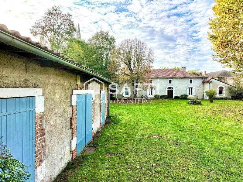 Maison - 260 m² - 8 pièces