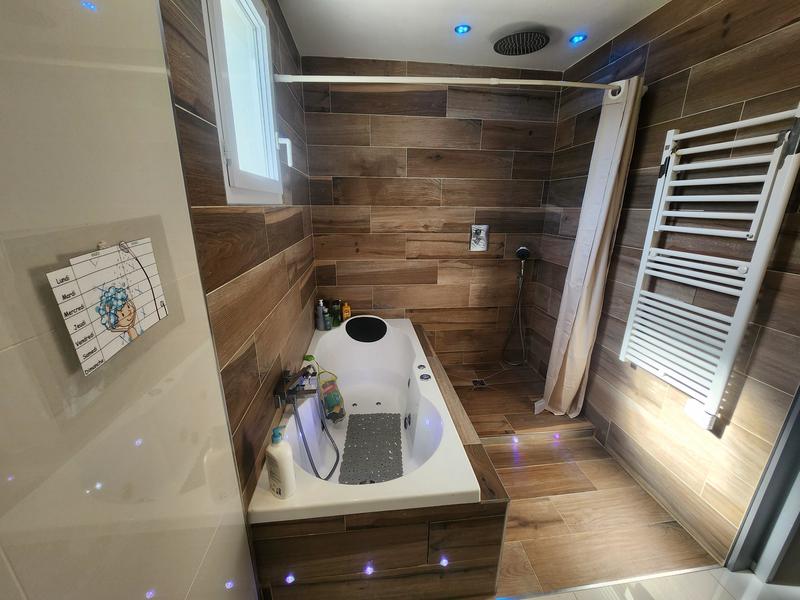 Maison - 102 m² - 6 pièces