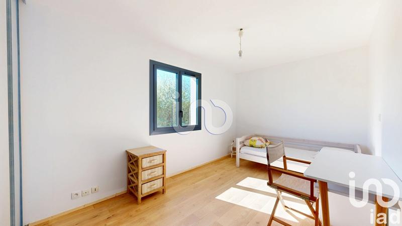 Maison - 220 m² - 7 pièces