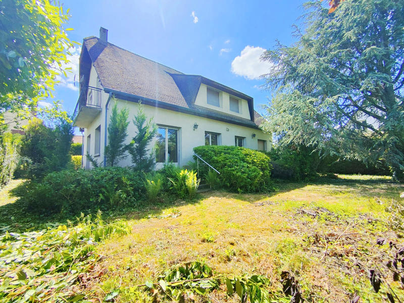 Maison - 167 m² - 8 pièces