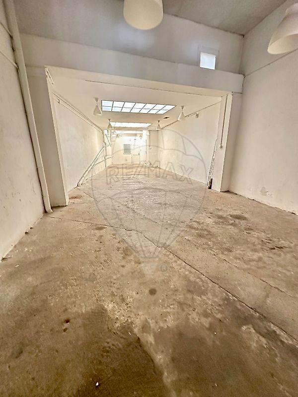 Maison - 148 m² - 7 pièces