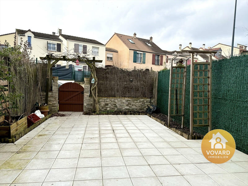 Maison - 108 m² - 5 pièces