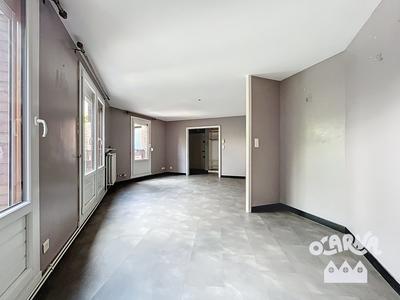 Appartement - 89 m² - 5 pièces