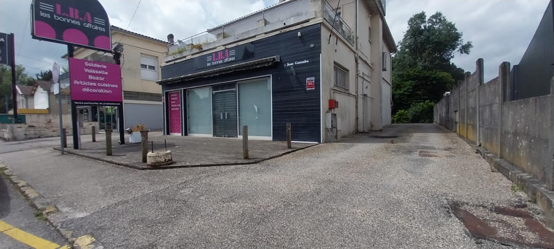 Immeuble - 175 m² - 1 pièce