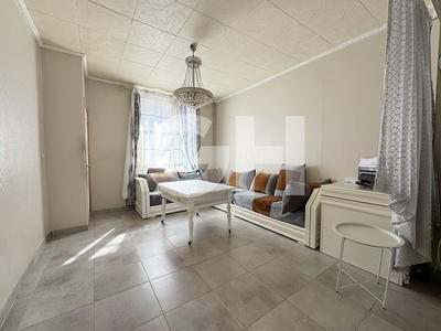 Maison - 105 m² - 4 pièces