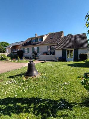 Maison - 195 m² - 9 pièces