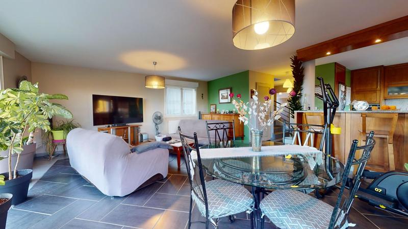 Maison - 160 m² - 6 pièces