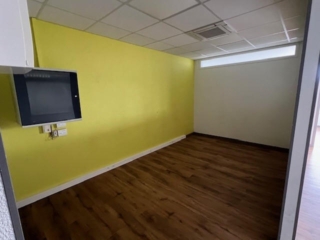 Local commercial - 82 m² - 4 pièces