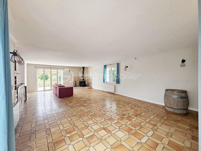 Maison traditionnelle - 192 m² - 10 pièces