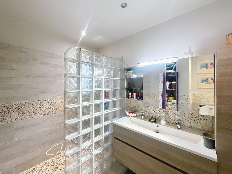 Maison - 111 m² - 5 pièces