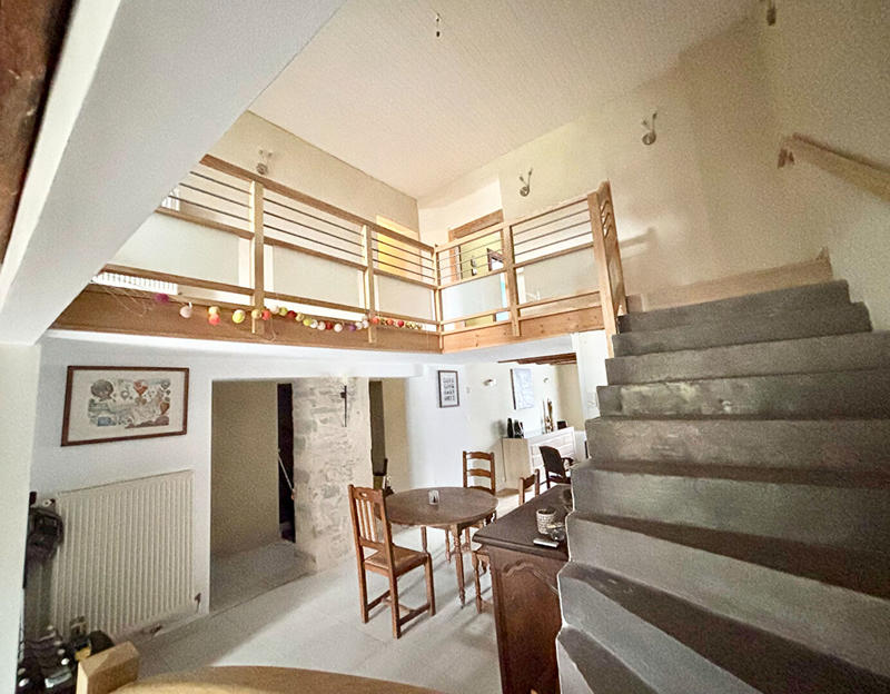 Maison - 140 m² - 5 pièces