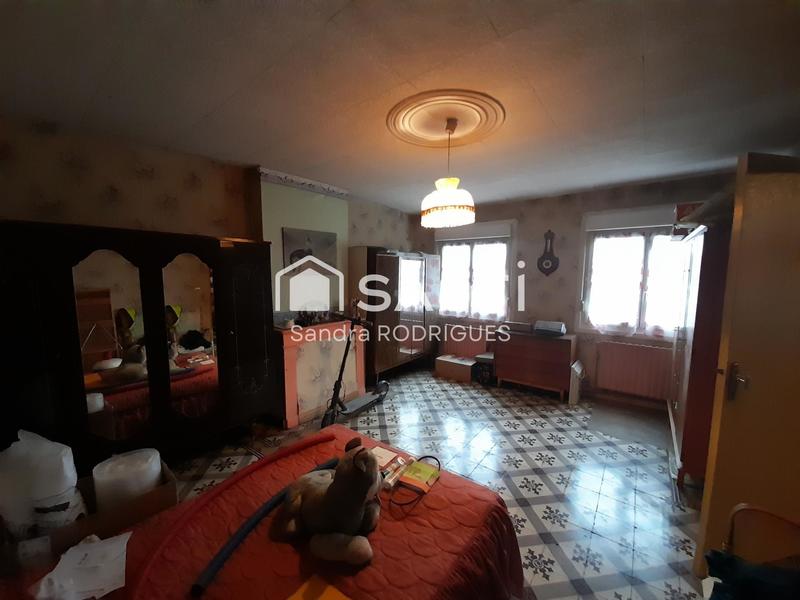 Maison - 104 m² - 4 pièces