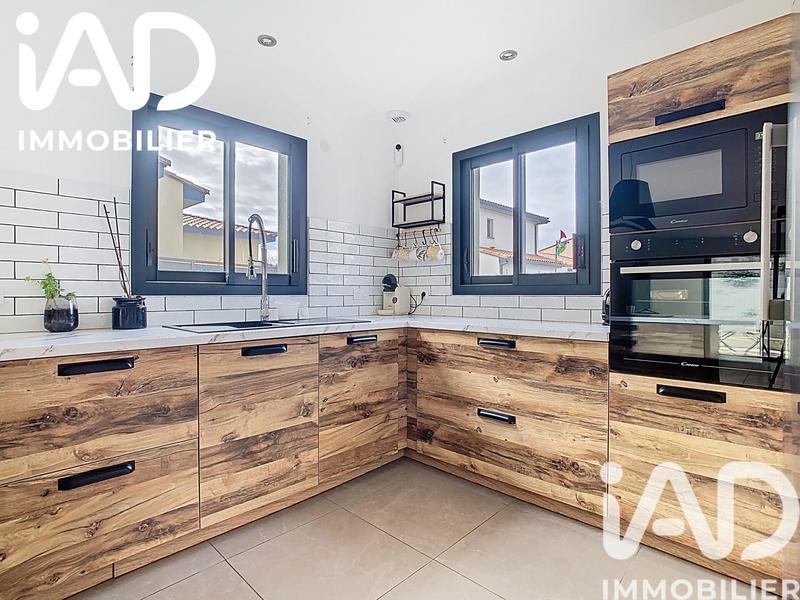 Maison - 83 m² - 4 pièces