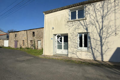 Maison - 80 m² - 3 pièces